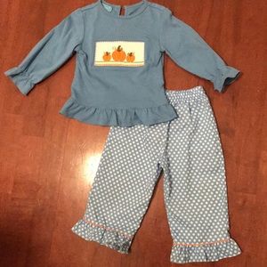 Anavini hand smocked pumpkin set. 18 months